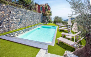 Awesome home in Recco with Outdoor swimming pool, WiFi and 6 Bedrooms, Recco